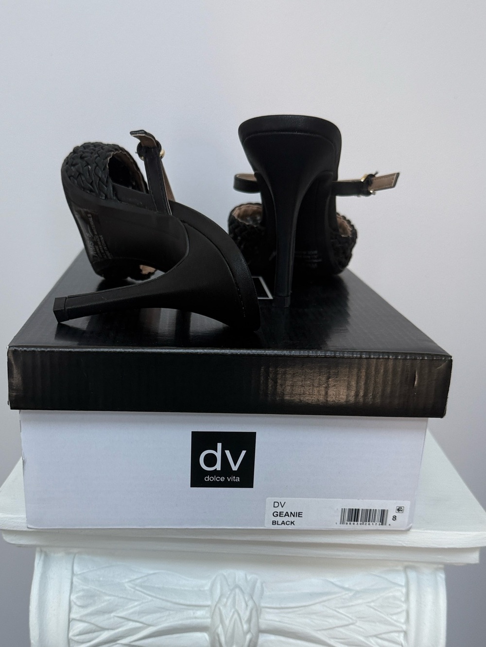 Dolce Vita Geanie Black Woven Pointed Pumps - Picture 5 of 5